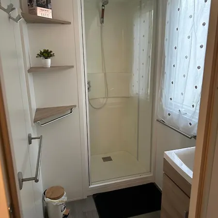 Mobil-home De La Mediterranee Kemp Vias